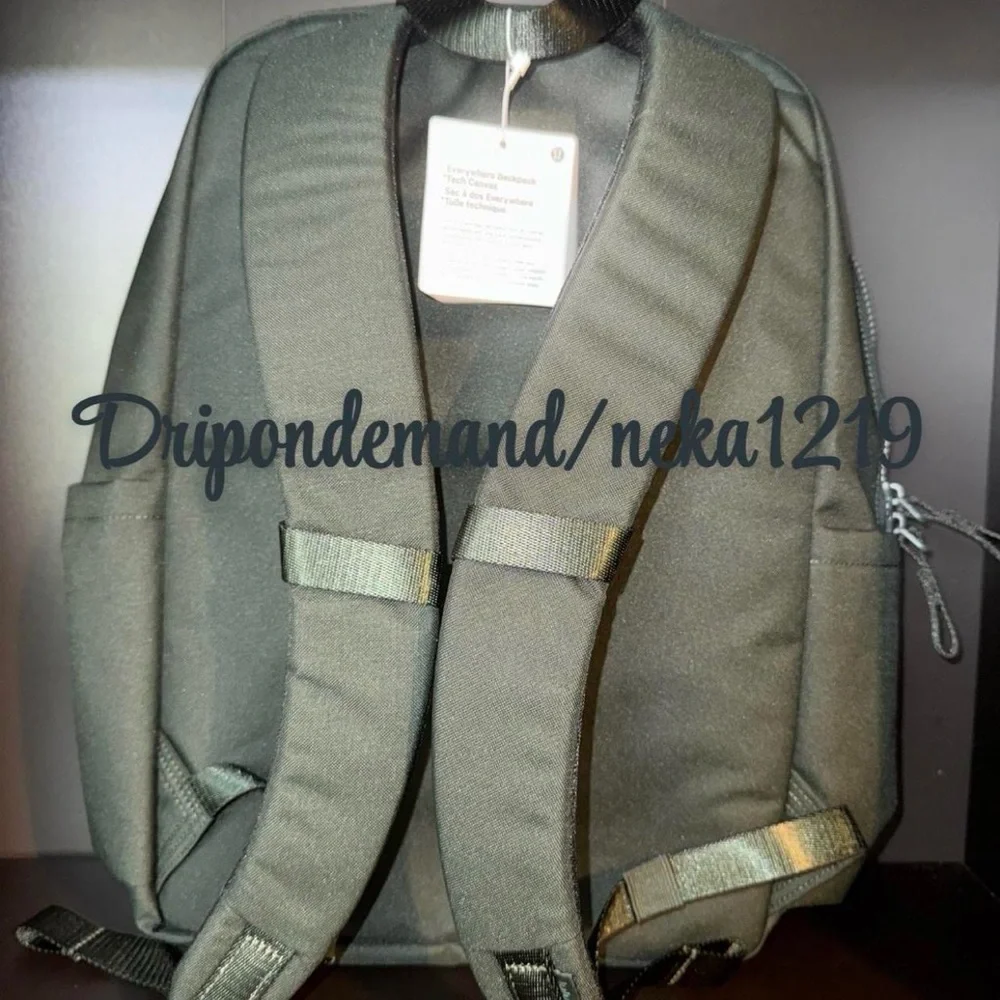 Lululemon Everywhere Backpack 22L Tech Canvas- Rainforest Green/Ocean Air